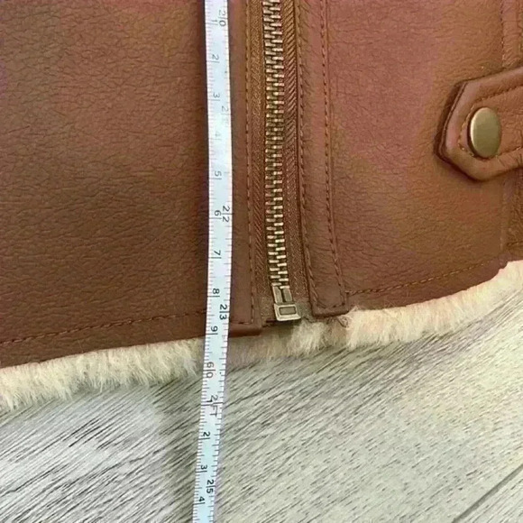 a.n.a Midweight Motorcycle Jacket with Faux Fur Size Large NWT - Picture 16 of 16